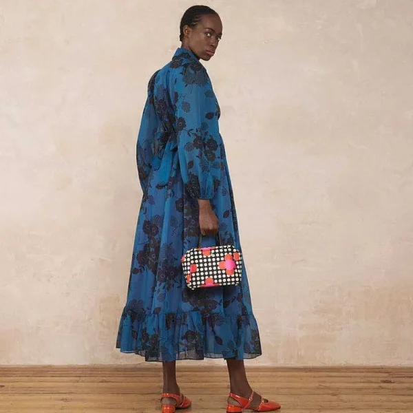 concertina_crossbody_tote_3-6.webp Orla Kiely Gifts Under £350-Concertina Crossbody Tote