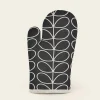 oven_mitt_1-2.webp Orla Kiely Gifts Under £100-Oven Mitt